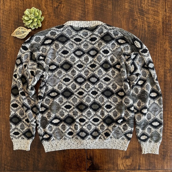 Protégé | Vintage 80s Black & White Cardigan Sweater - Picture 2 of 7